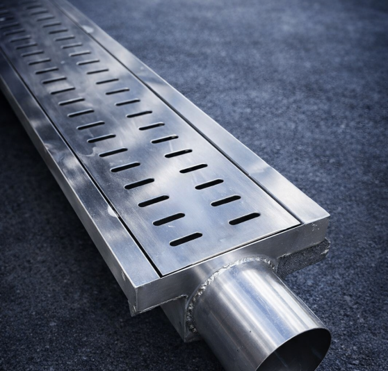 Máng thoát sàn inox 304 có phễu xả