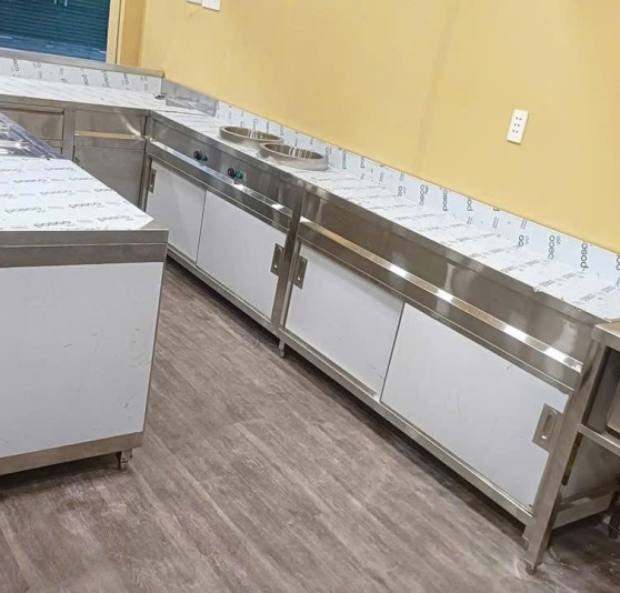 Tủ Inox Pantry 304 Dạng Dài – Tích Hợp Bồn Rửa & Bếp