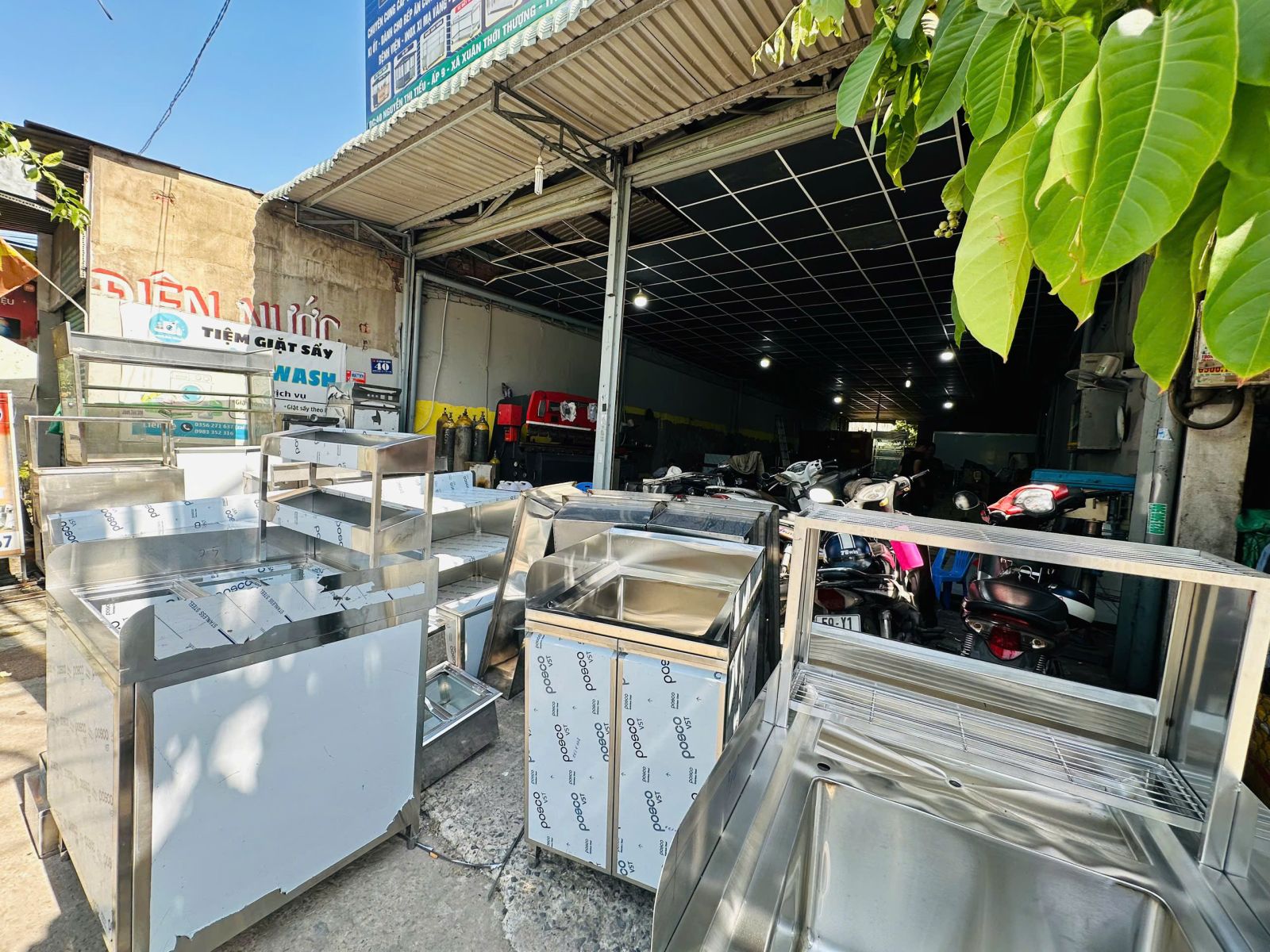 he-thong-quay-pha-che-inox-hoan-thien-truoc-khi-giao