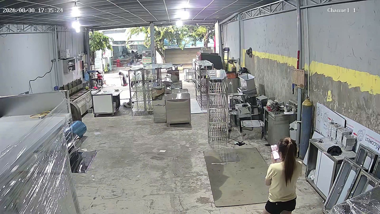 gia công kệ inox công nghiệp tại xưởng Inox Hải Phát