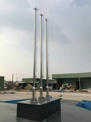 Cột cờ inox 7m – Lựa chọn uy nghiêm cho công trình lớn
