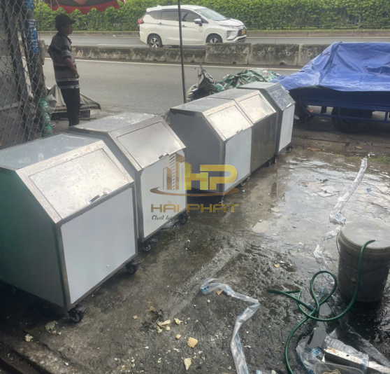 Thùng Đá Inox Nắp Chéo Có Bánh Xe – Dùng Cho Quầy Bar, Cafe, Nhà Hàng