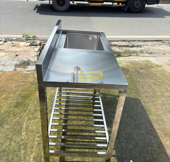 Bồn rửa chén inox công nghiệp 3 ngăn có giá úp
